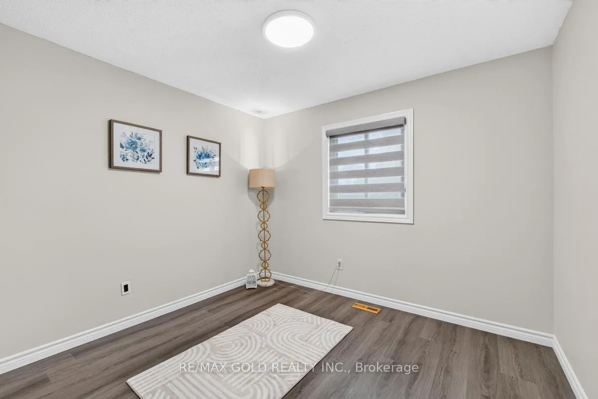 Photo 31 of 43 Alabaster Drive, Brampton, Brampton North — HOMEH