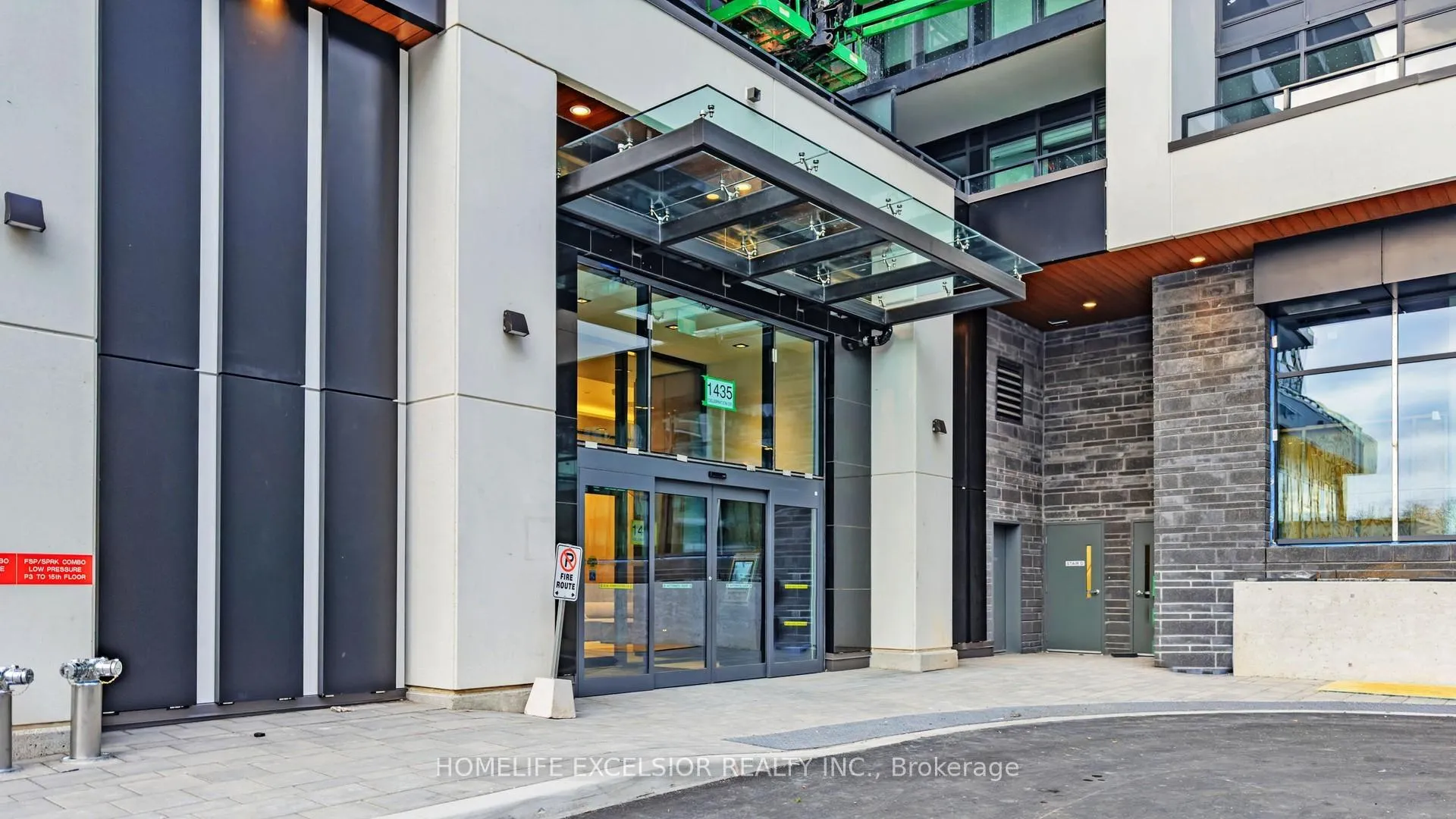 Photo 2 of Unit 405, 1435 Celebration Drive, Pickering, Bay Ridges — HOMEH