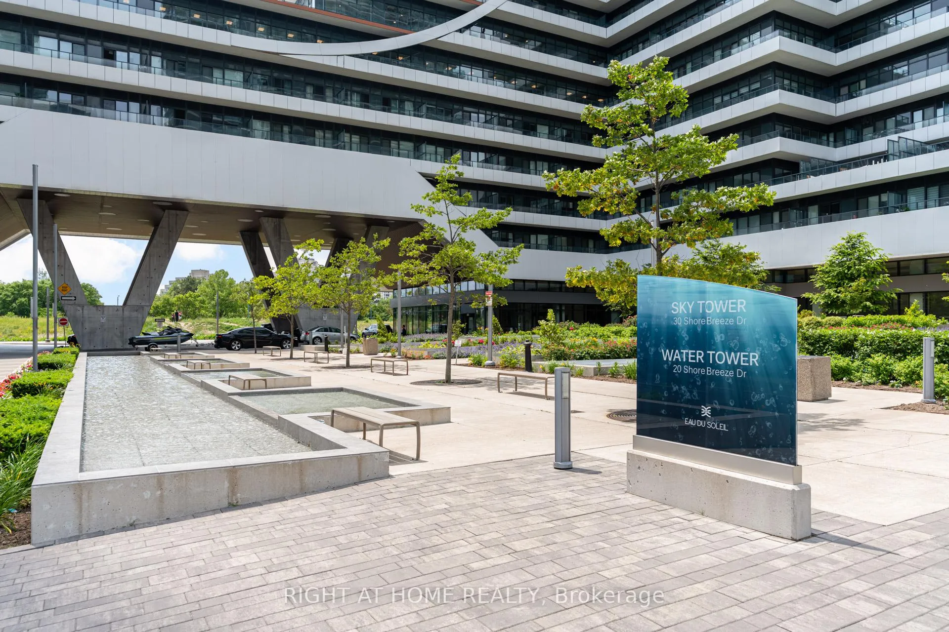 Photo 5 of Unit 1413, 30 Shore Breeze Drive, Etobicoke, Mimico — HOMEH