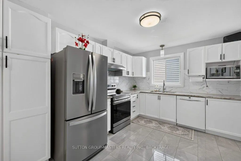 Photo 9 of 33 Clifford Street, Loyalist, Amherstview — HOMEH