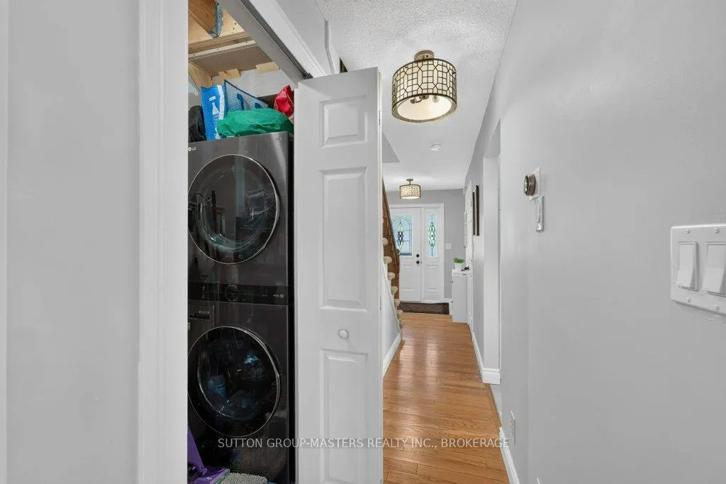 Photo 17 of 33 Clifford Street, Loyalist, Amherstview — HOMEH