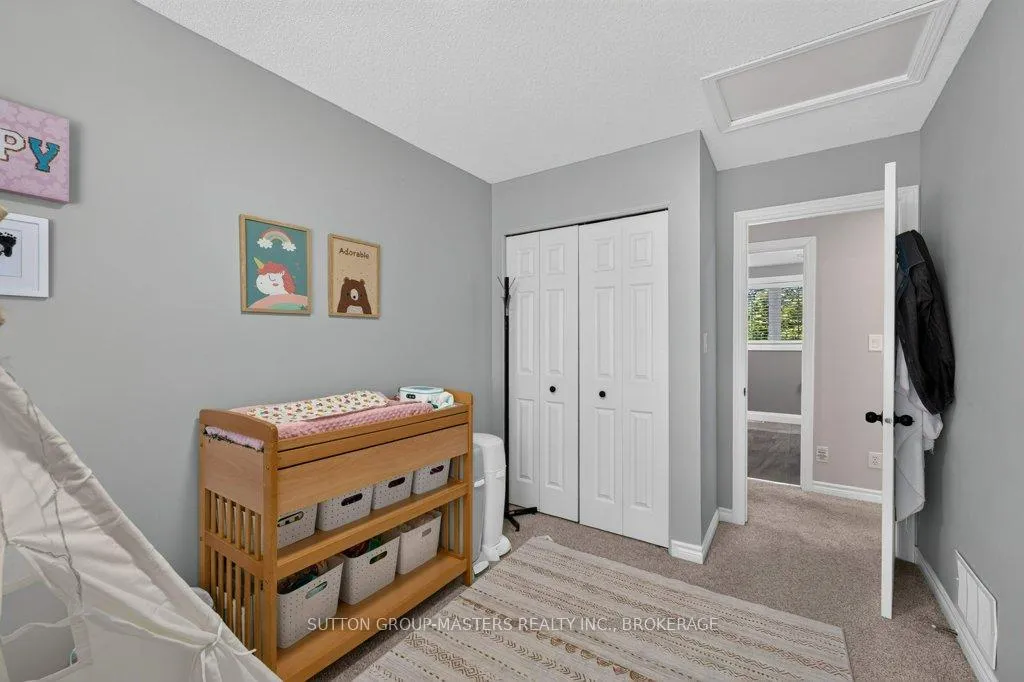 Photo 34 of 33 Clifford Street, Loyalist, Amherstview — HOMEH