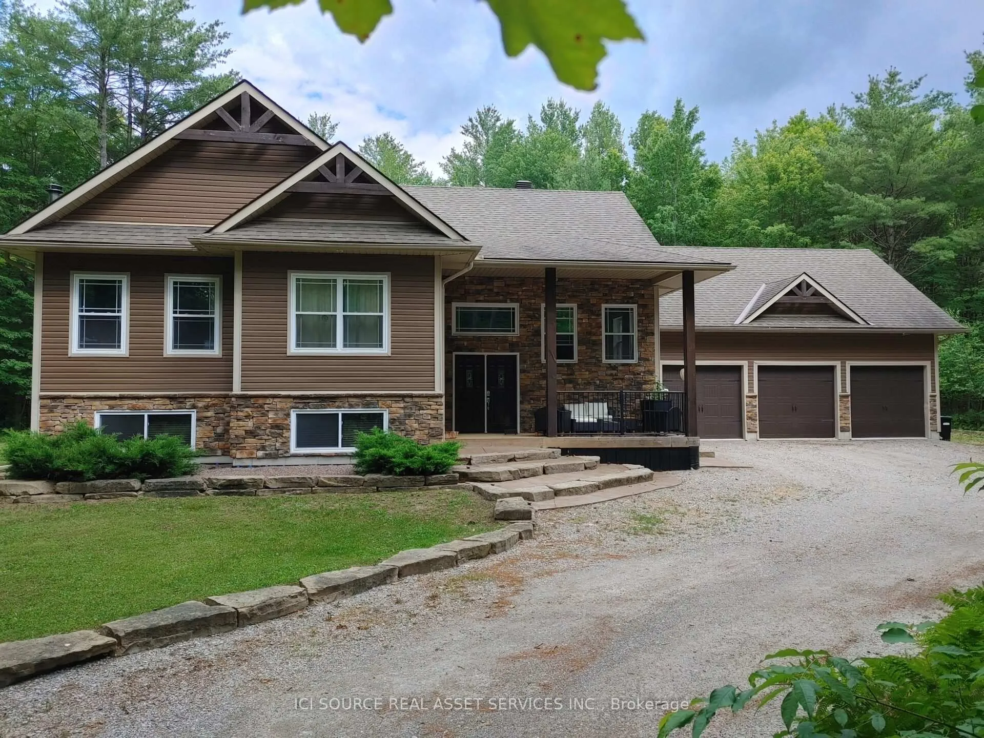 Photo 2 of 2932 Pinecone Trail, Severn, Rural Severn — HOMEH