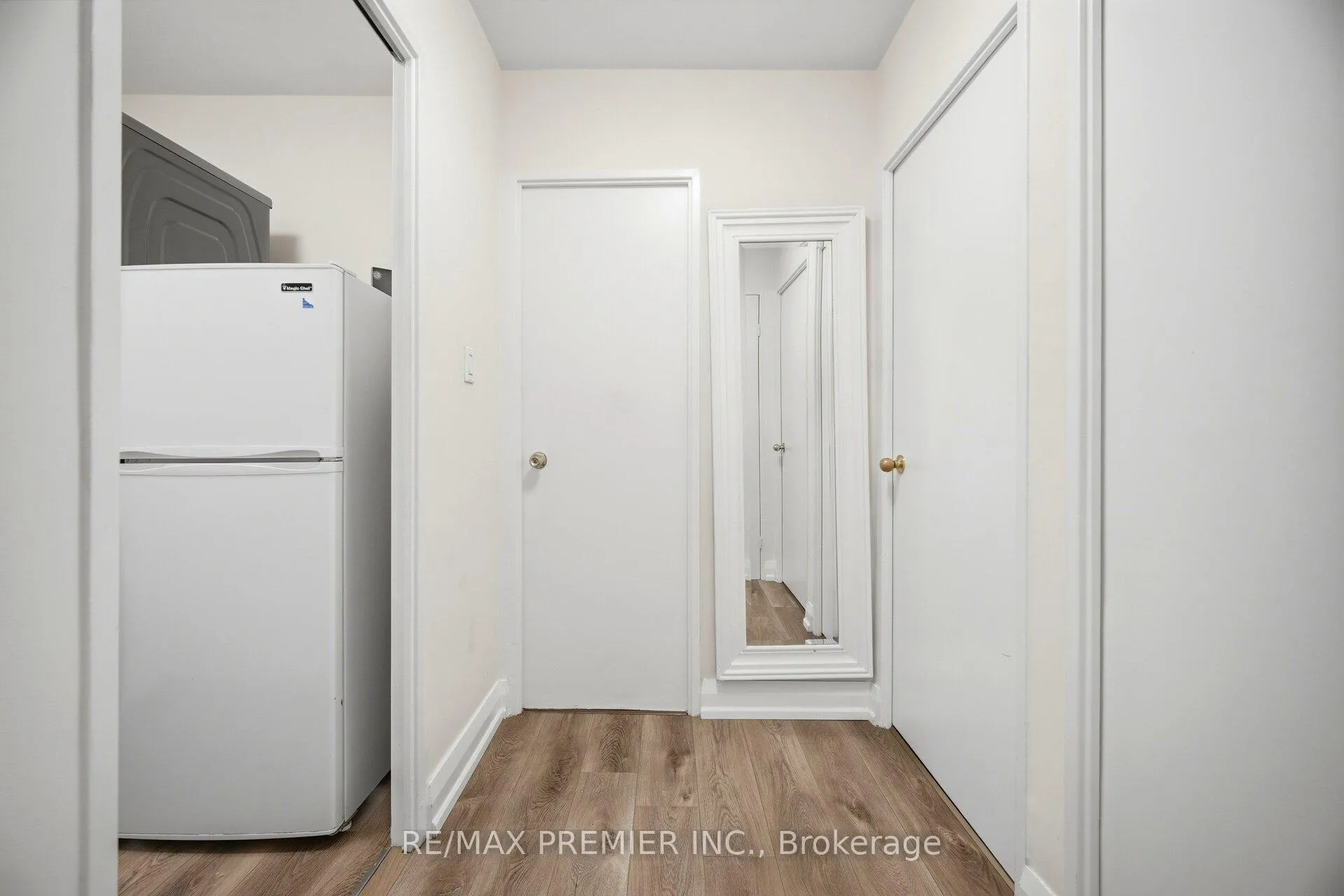 Photo 26 of Unit 701, 1 Four Winds Drive, North York, York University Heights — HOMEH