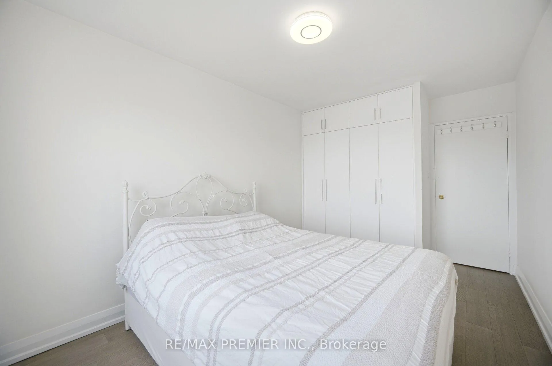 Photo 31 of Unit 701, 1 Four Winds Drive, North York, York University Heights — HOMEH