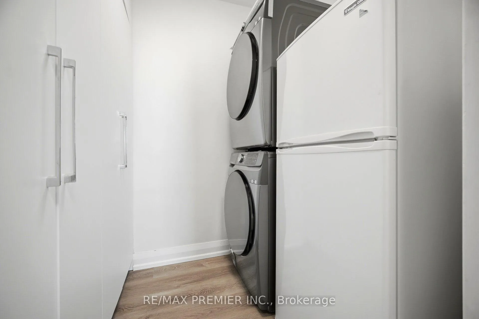 Photo 33 of Unit 701, 1 Four Winds Drive, North York, York University Heights — HOMEH