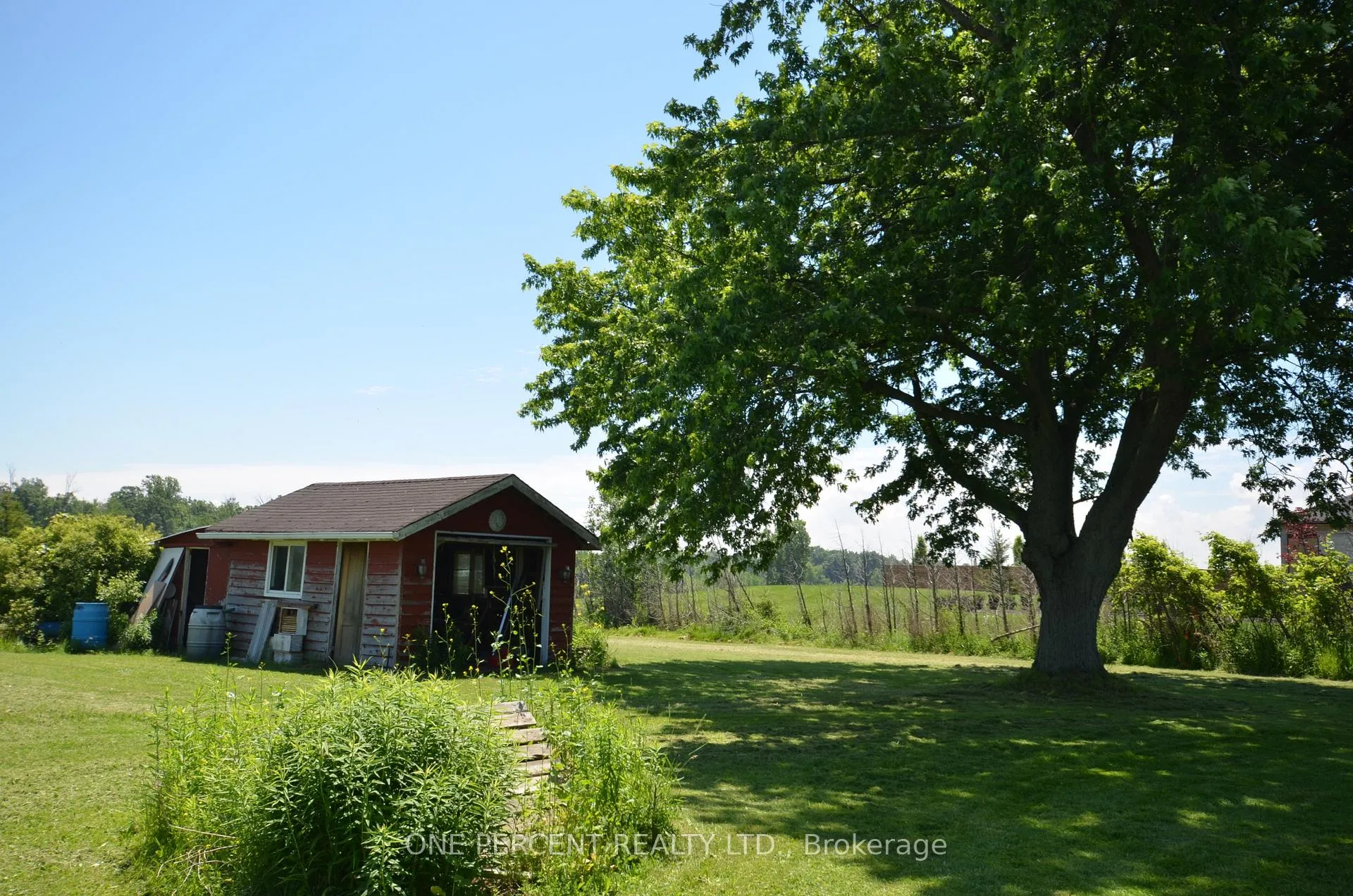 Photo 5 of 207 Mountain Road, Grimsby, Grimsby Escarpment — HOMEH