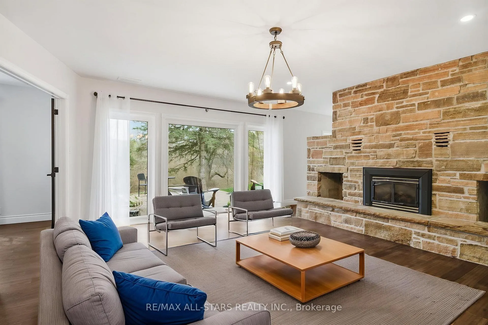 Photo 8 of 2580 Lakeridge Road, Uxbridge, Rural Uxbridge — HOMEH