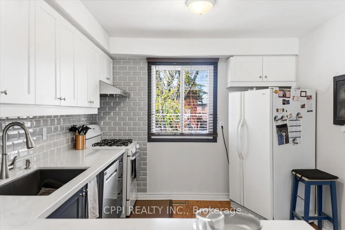Photo 11 of Unit 14, 2 Davisbrook Boulevard, Scarborough, Tam O'Shanter-Sullivan — HOMEH