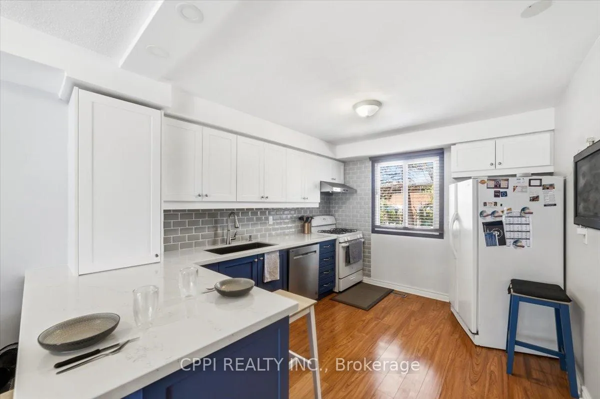Photo 12 of Unit 14, 2 Davisbrook Boulevard, Scarborough, Tam O'Shanter-Sullivan — HOMEH