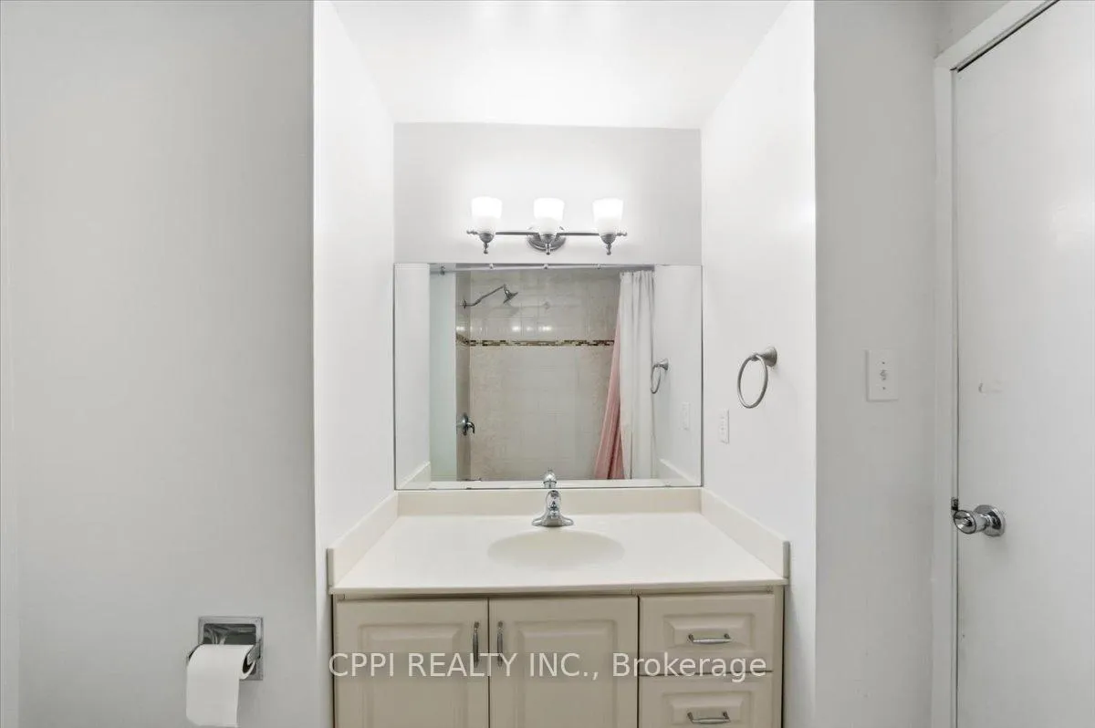 Photo 29 of Unit 14, 2 Davisbrook Boulevard, Scarborough, Tam O'Shanter-Sullivan — HOMEH