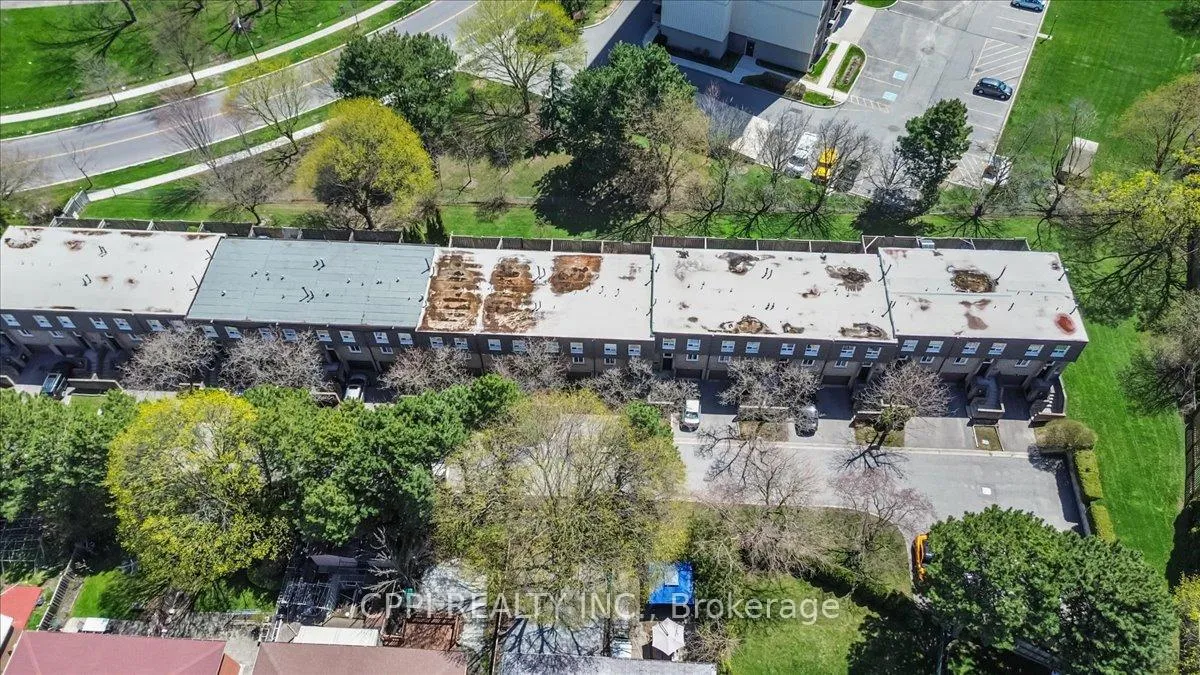 Photo 42 of Unit 14, 2 Davisbrook Boulevard, Scarborough, Tam O'Shanter-Sullivan — HOMEH