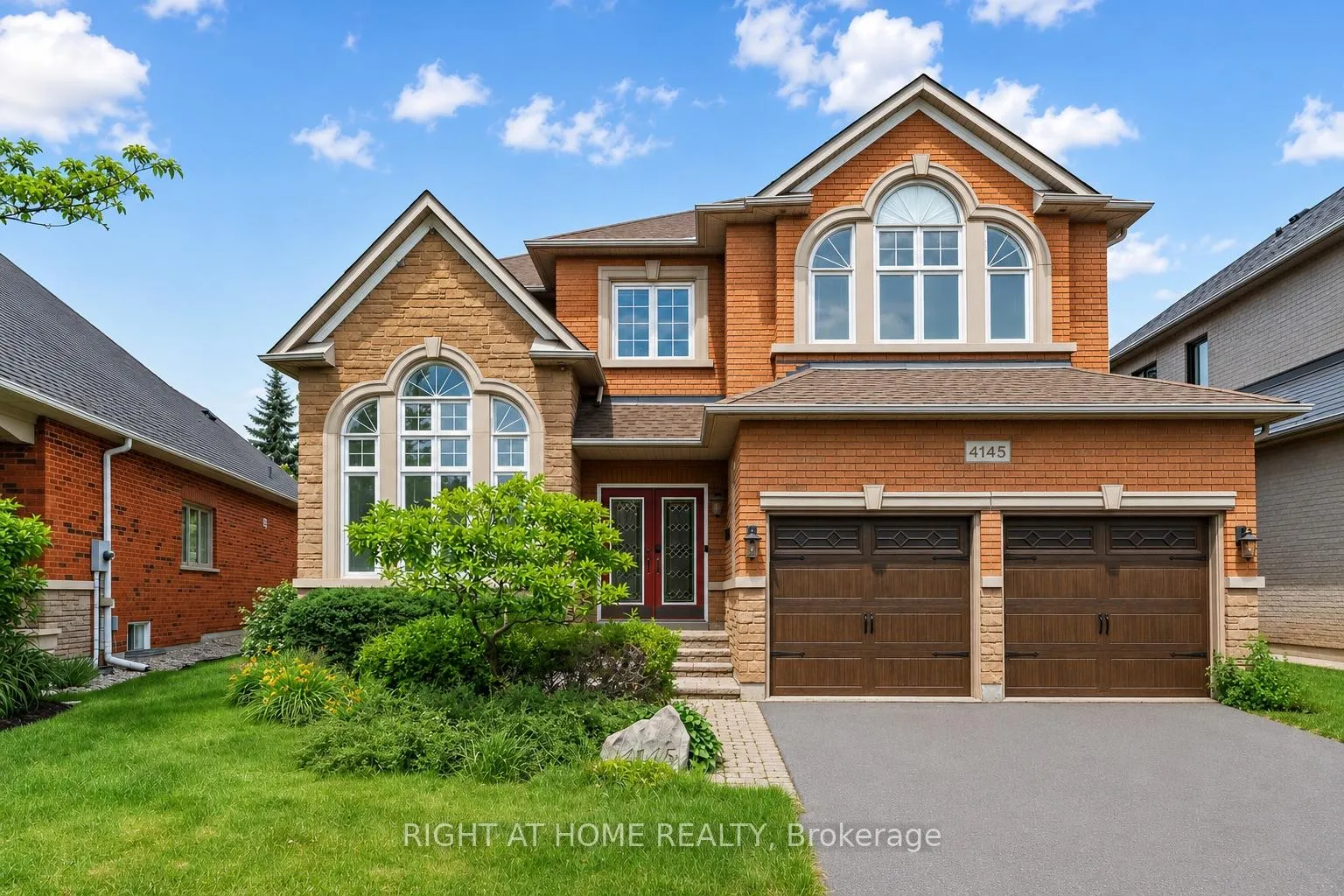 Photo 2 of 4145 Bonavista Crescent, Burlington, Rose — HOMEH