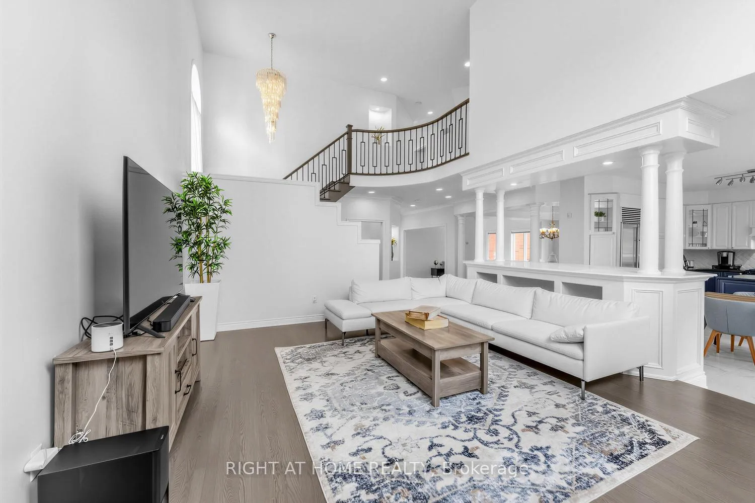 Photo 19 of 4145 Bonavista Crescent, Burlington, Rose — HOMEH
