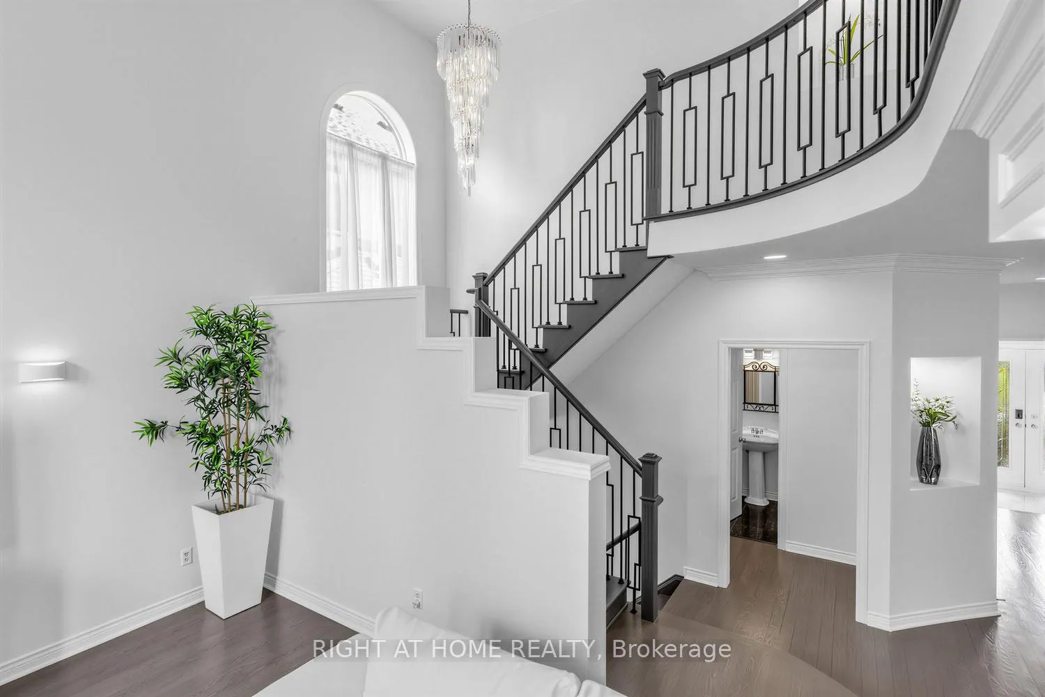 Photo 20 of 4145 Bonavista Crescent, Burlington, Rose — HOMEH