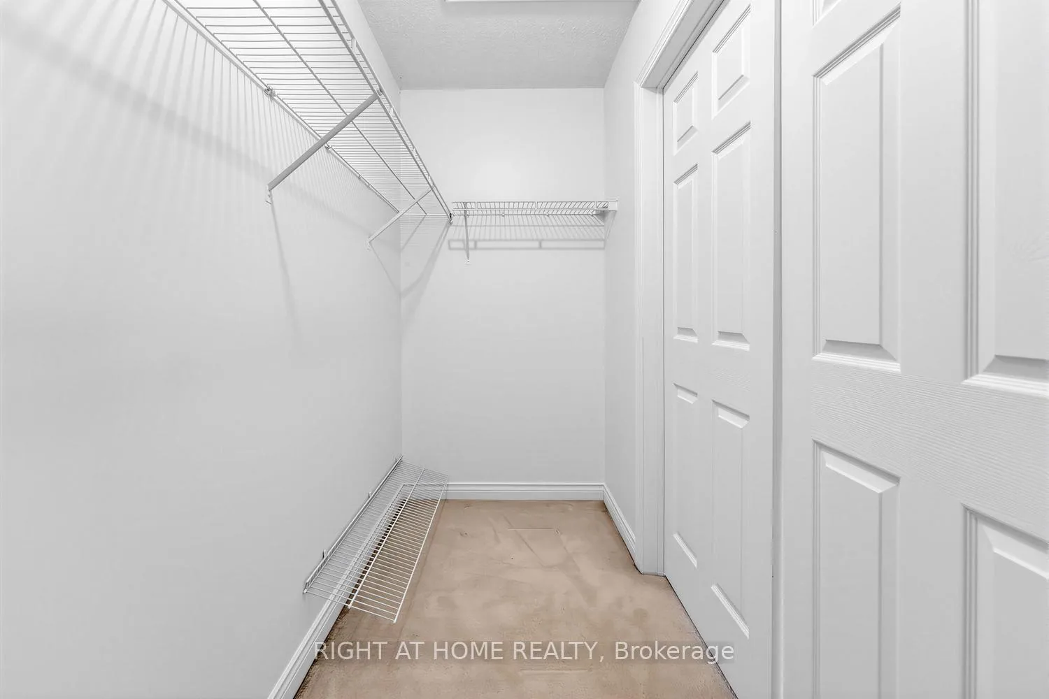 Photo 26 of 4145 Bonavista Crescent, Burlington, Rose — HOMEH
