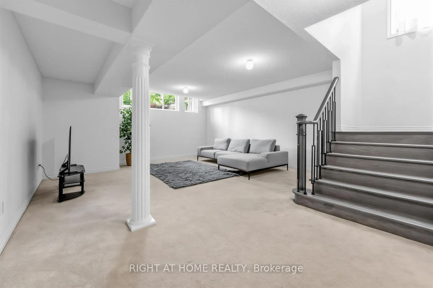 Photo 34 of 4145 Bonavista Crescent, Burlington, Rose — HOMEH