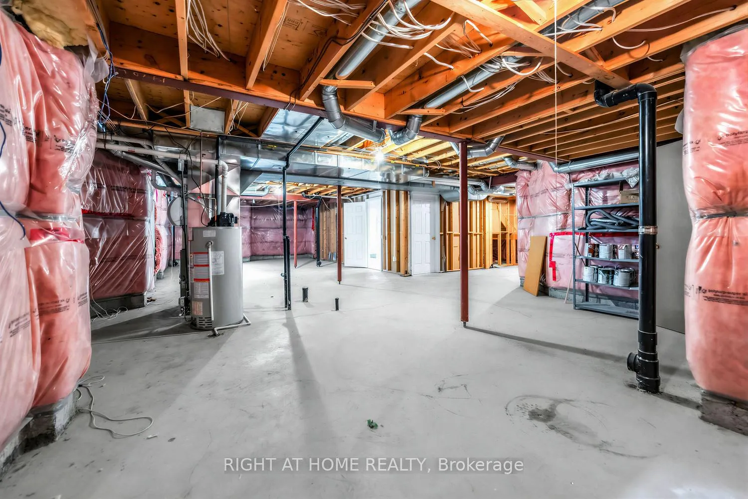 Photo 35 of 4145 Bonavista Crescent, Burlington, Rose — HOMEH