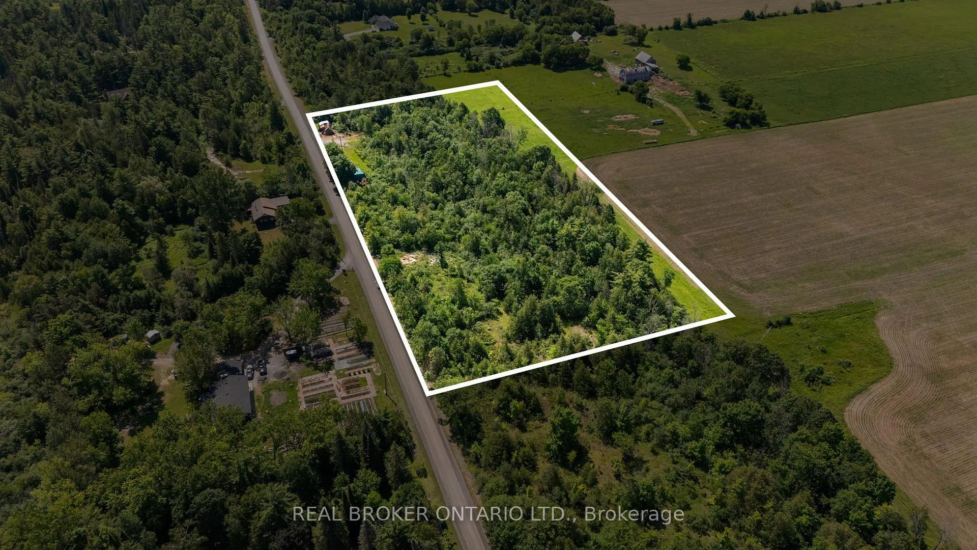 Photo 12 of 4983 Stonecrest Road, Ottawa, Fitzroy — HOMEH