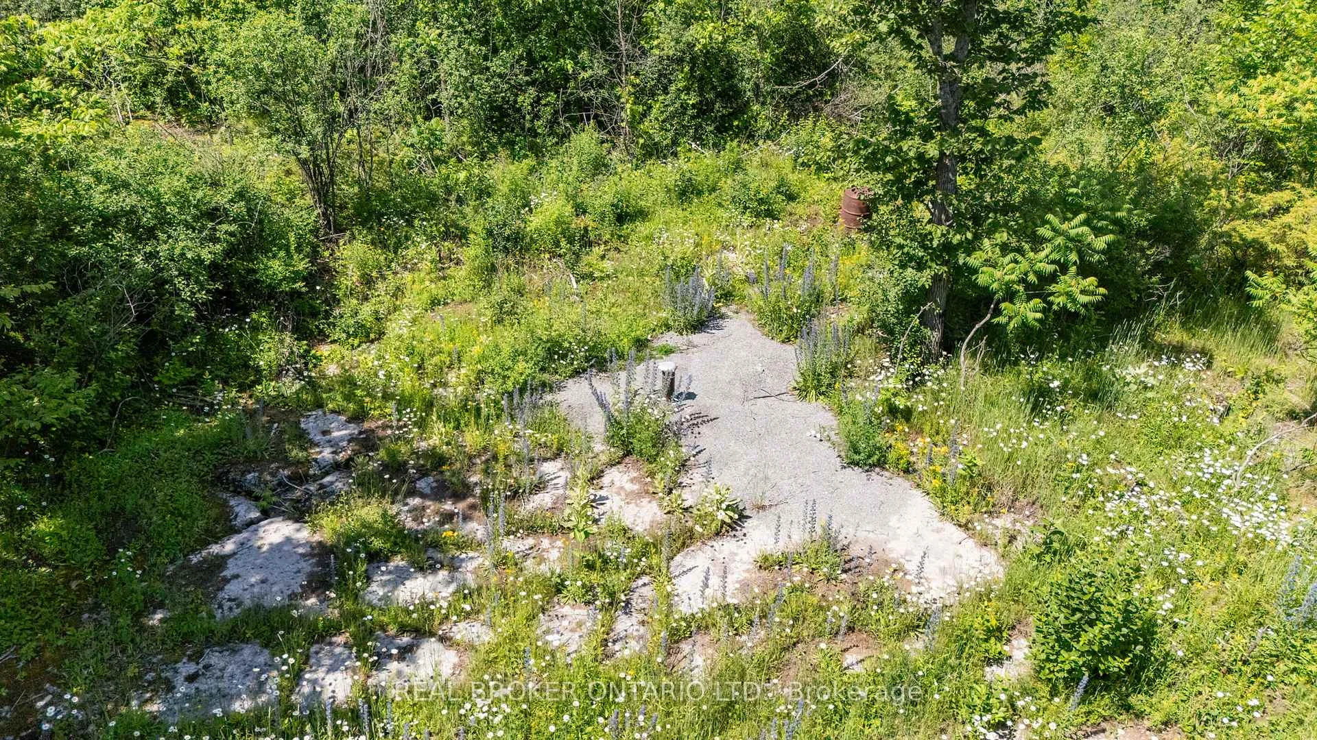 Photo 7 of 4983 Stonecrest Road, Ottawa, Fitzroy — HOMEH