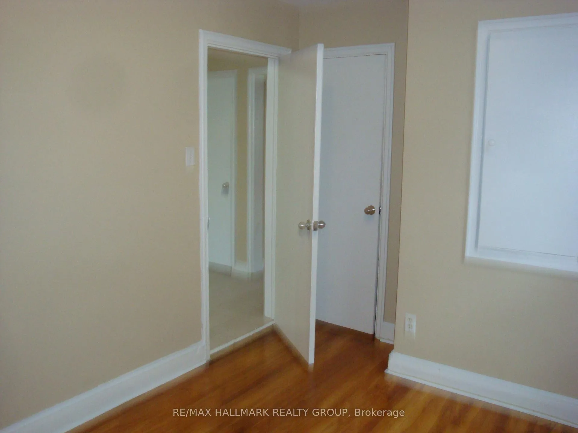 Photo 14 of 142 Ste Cecile Street, Ottawa, Vanier — HOMEH