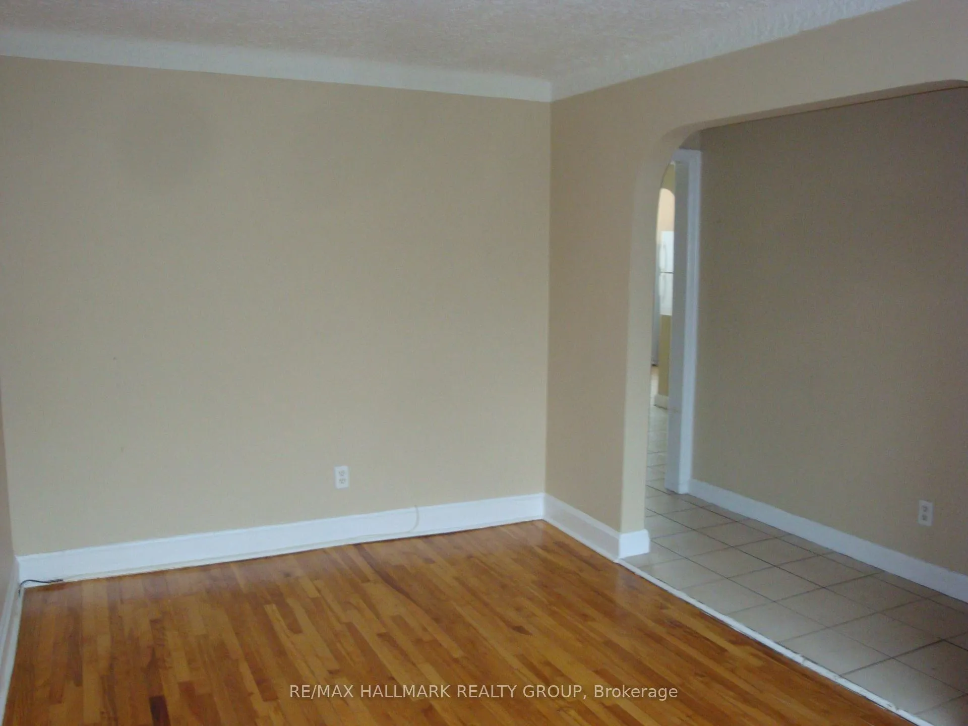Photo 18 of 142 Ste Cecile Street, Ottawa, Vanier — HOMEH