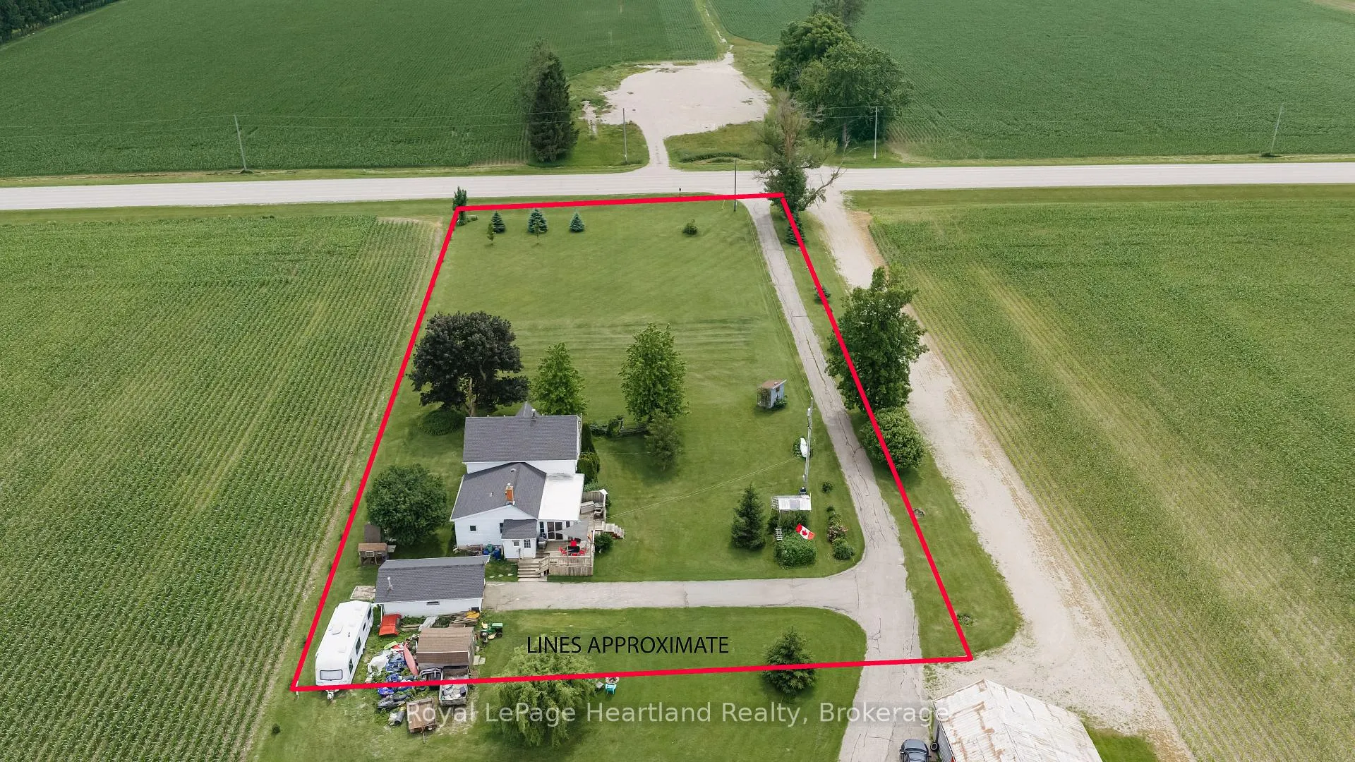 Photo 3 of 43882 Winthrop Road, Huron East, McKillop — HOMEH