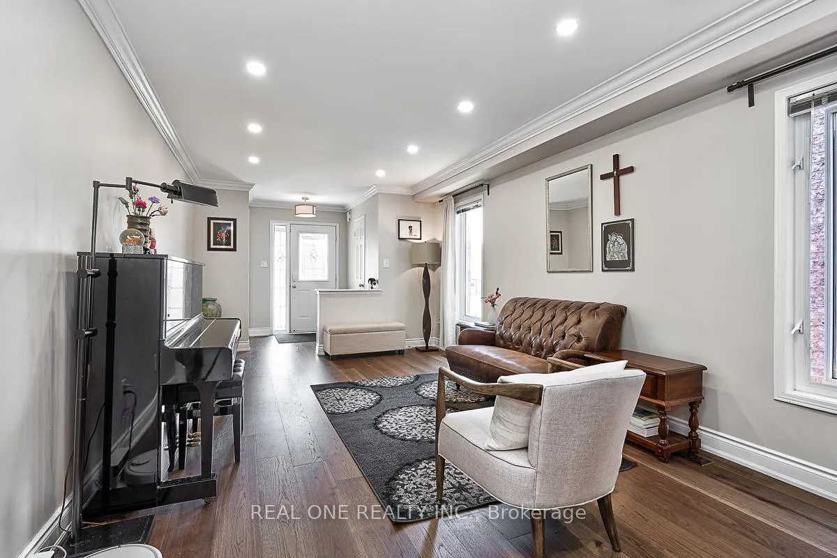 Photo 4 of 5881 Blue Spruce Avenue, Burlington, Orchard — HOMEH