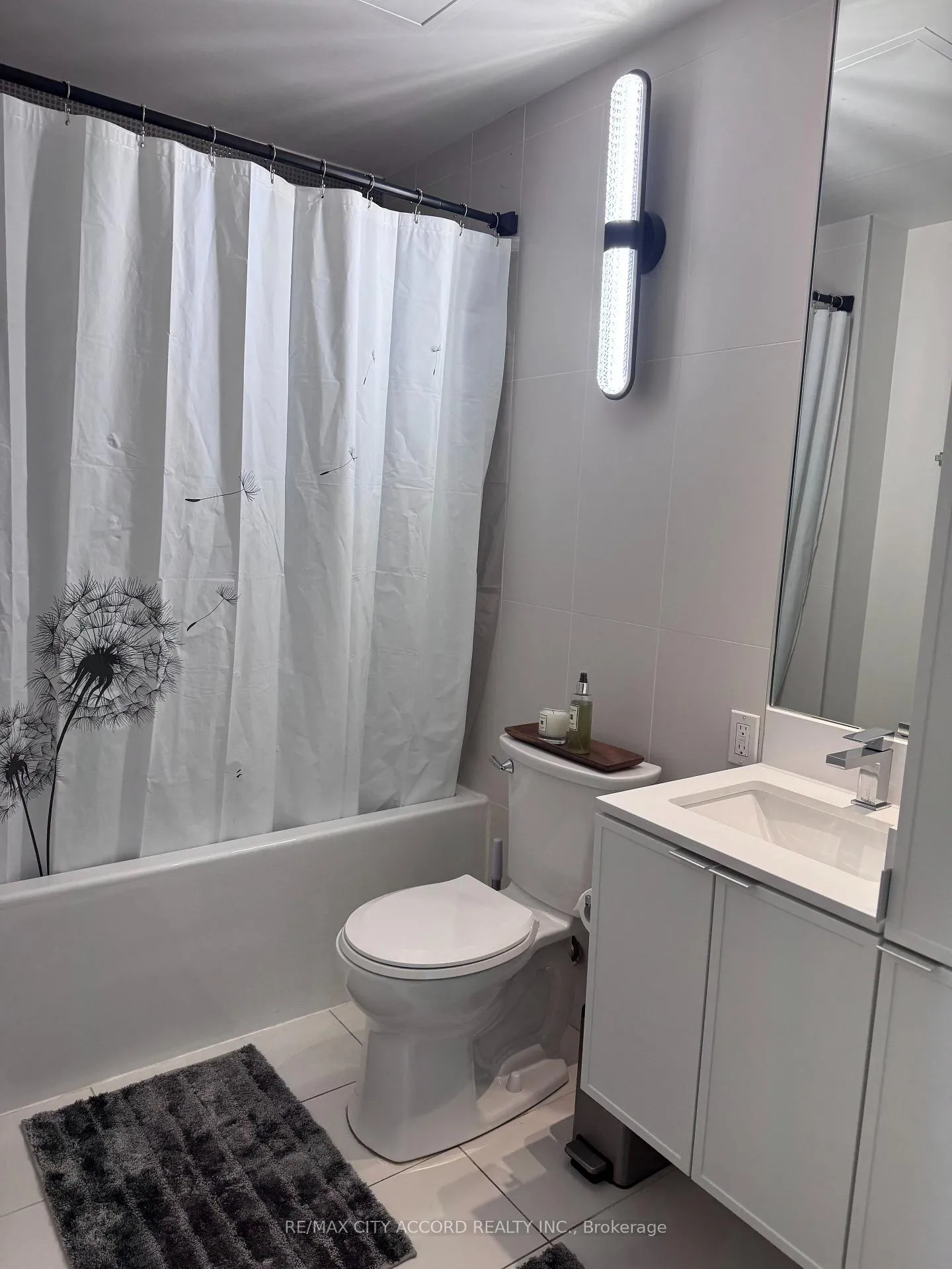 Photo 8 of Unit 1908, 125 Peter Street, Toronto, Waterfront Communities — HOMEH