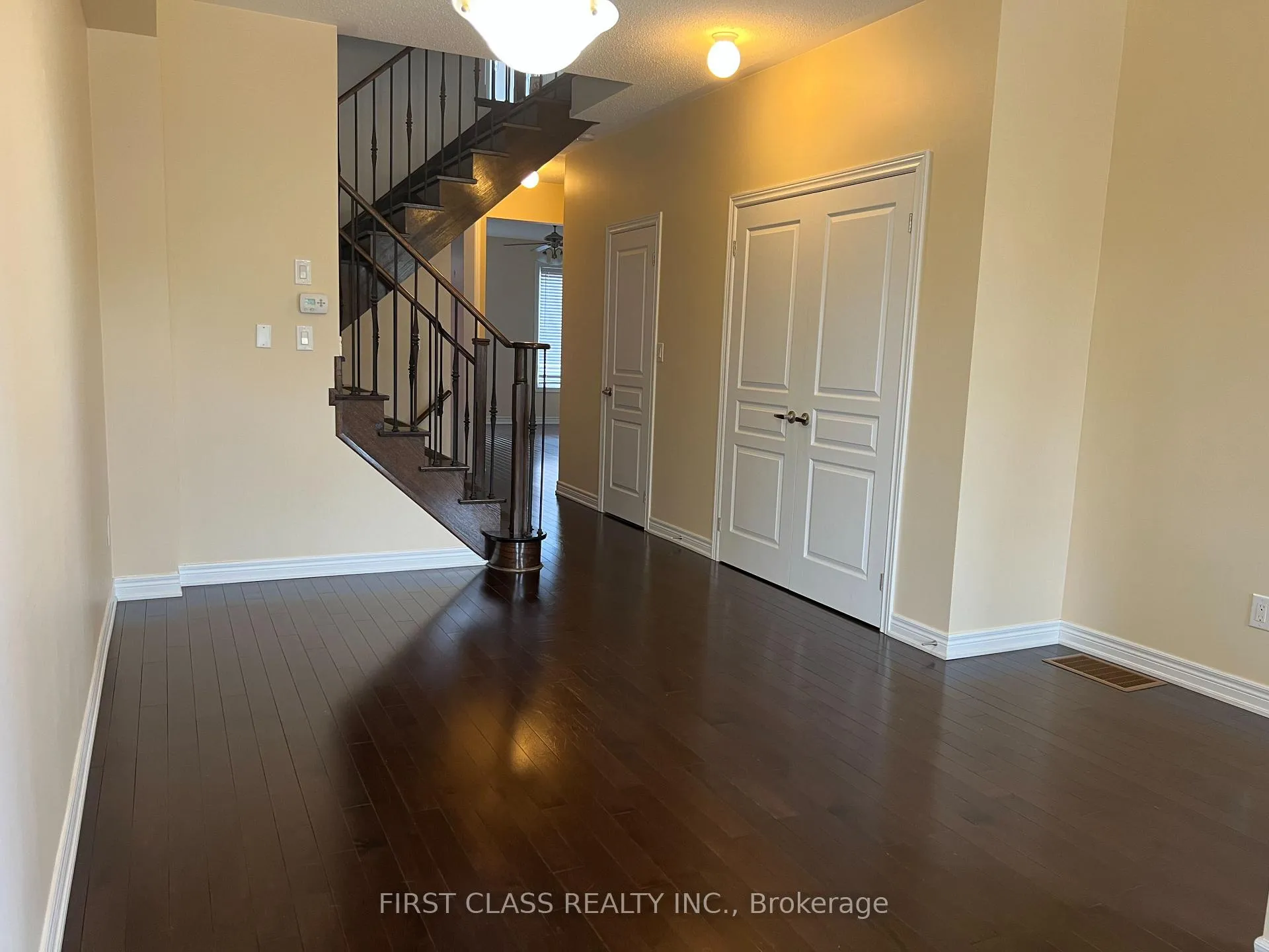 Photo 6 of 27 William Berezy Boulevard, Markham, Berczy — HOMEH