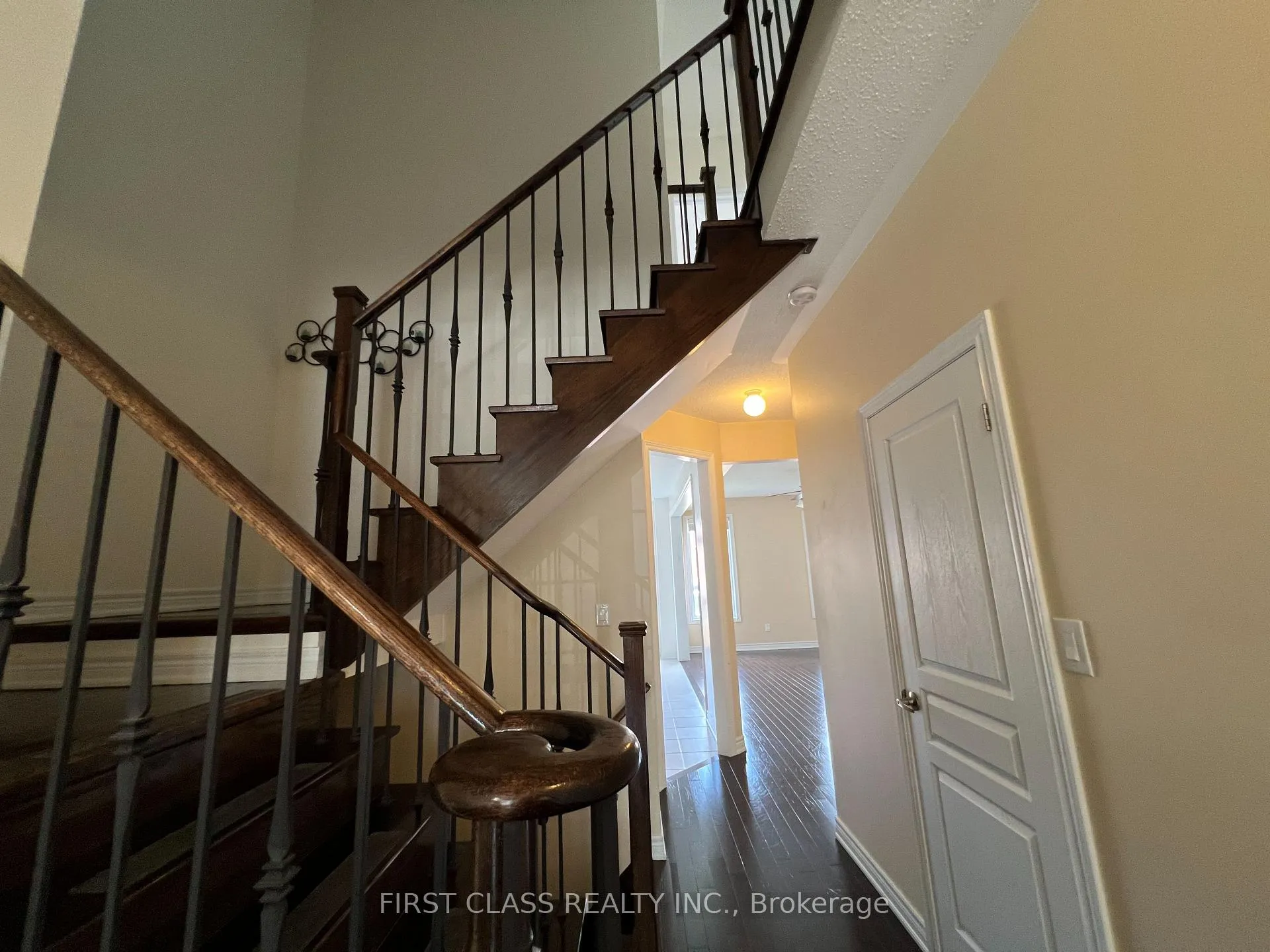 Photo 13 of 27 William Berezy Boulevard, Markham, Berczy — HOMEH