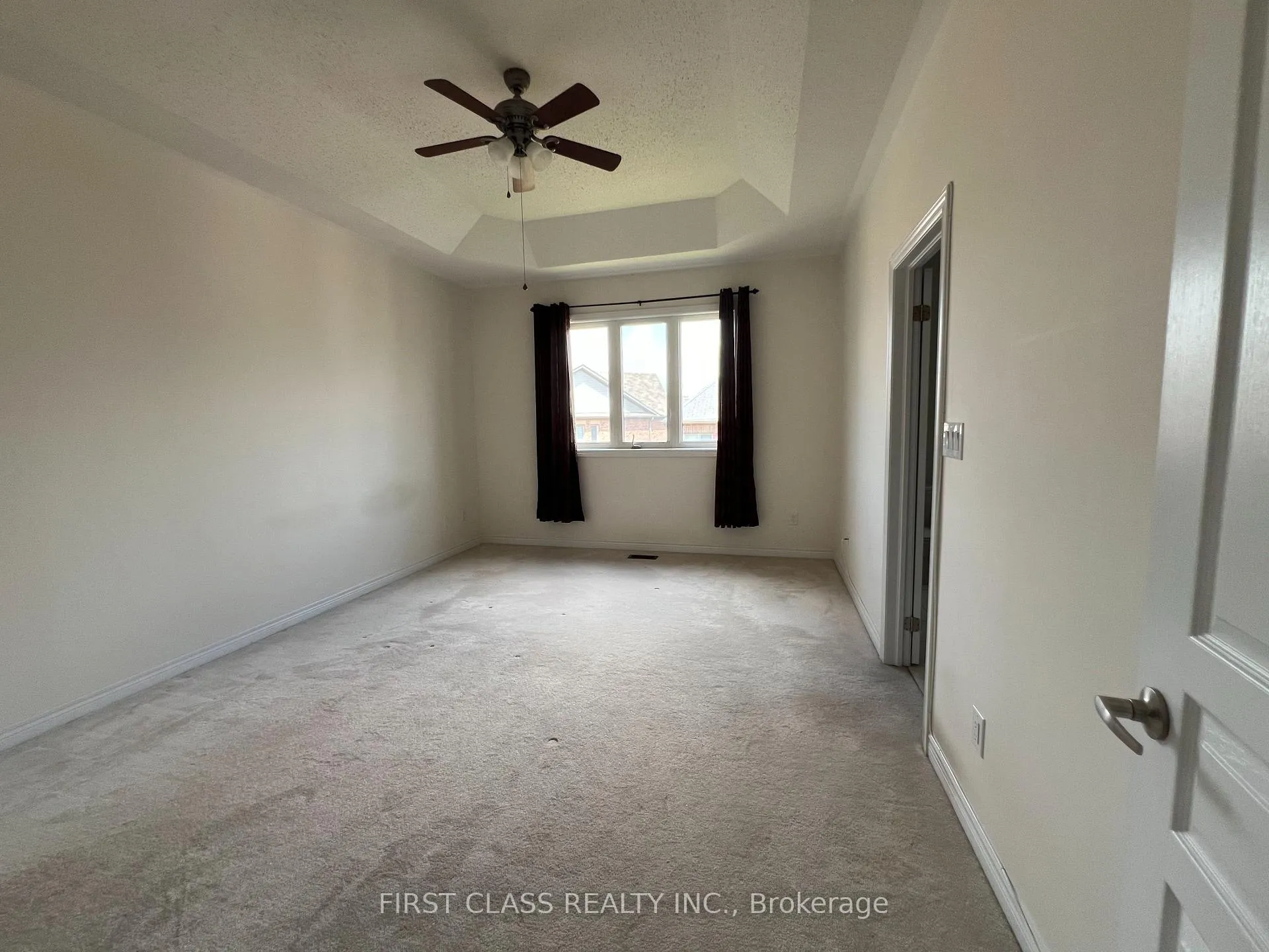 Photo 15 of 27 William Berezy Boulevard, Markham, Berczy — HOMEH