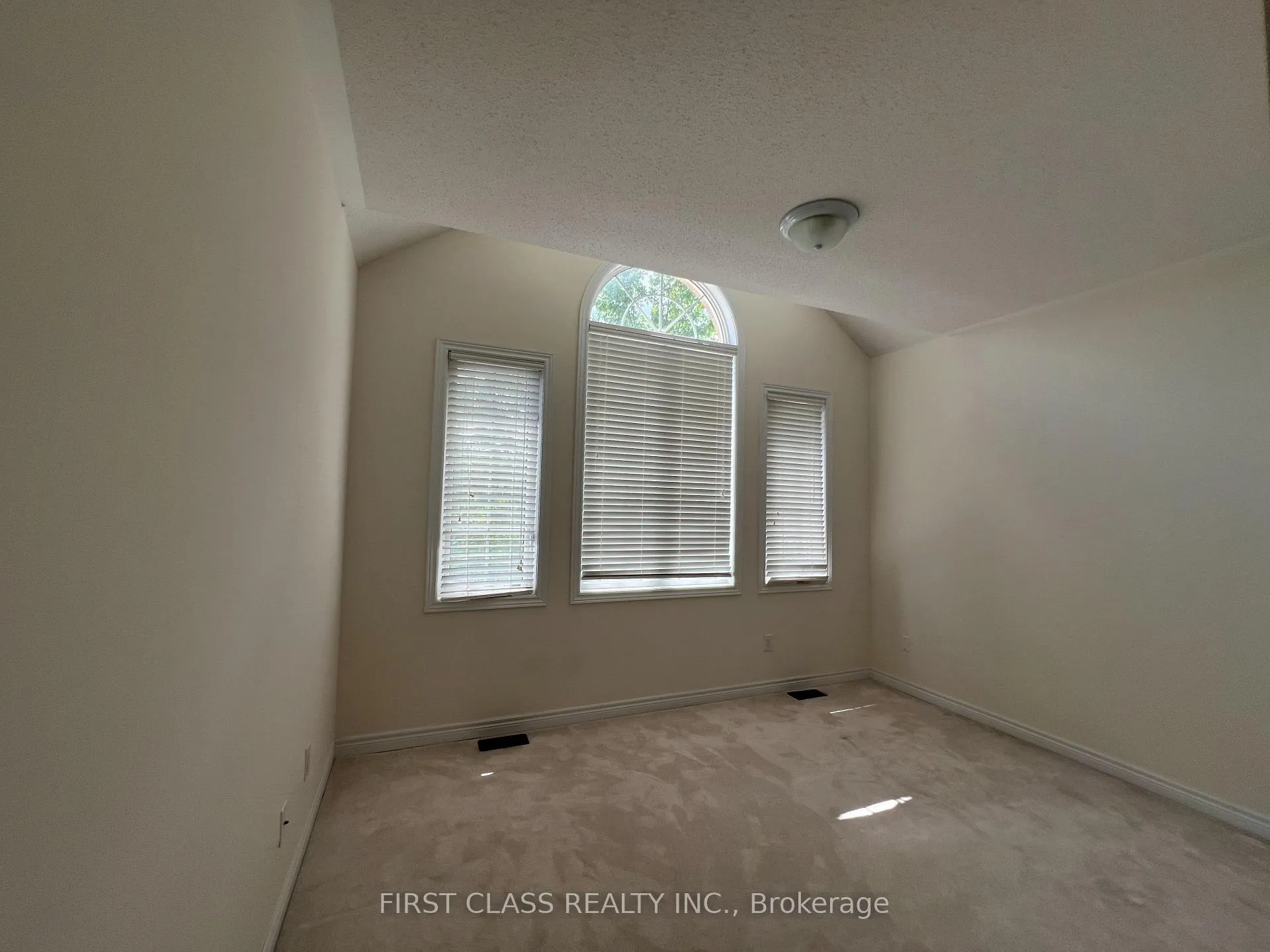 Photo 23 of 27 William Berezy Boulevard, Markham, Berczy — HOMEH