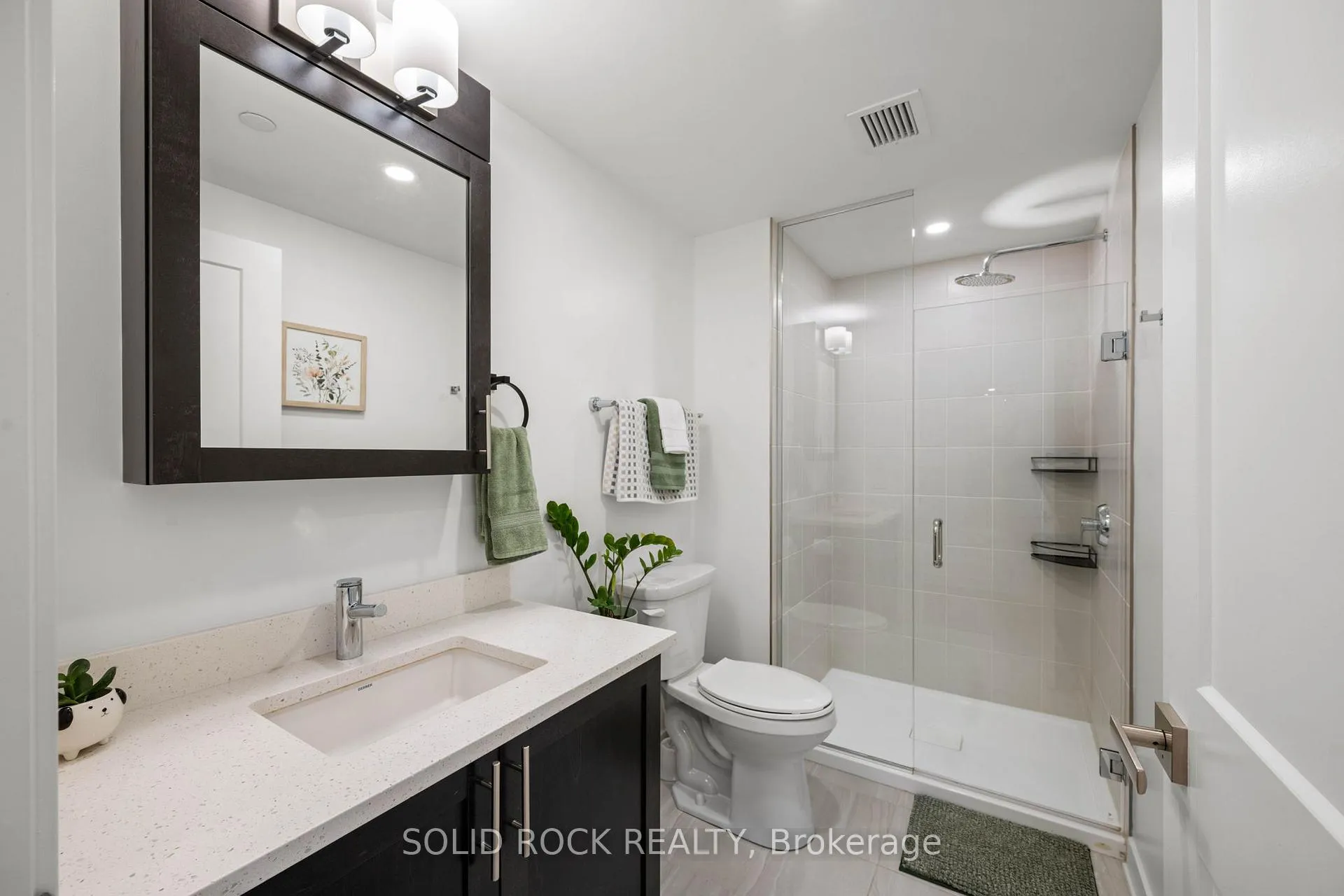 Photo 10 of Unit 1707, 340 Queen Street, Ottawa, Ottawa Centre — HOMEH