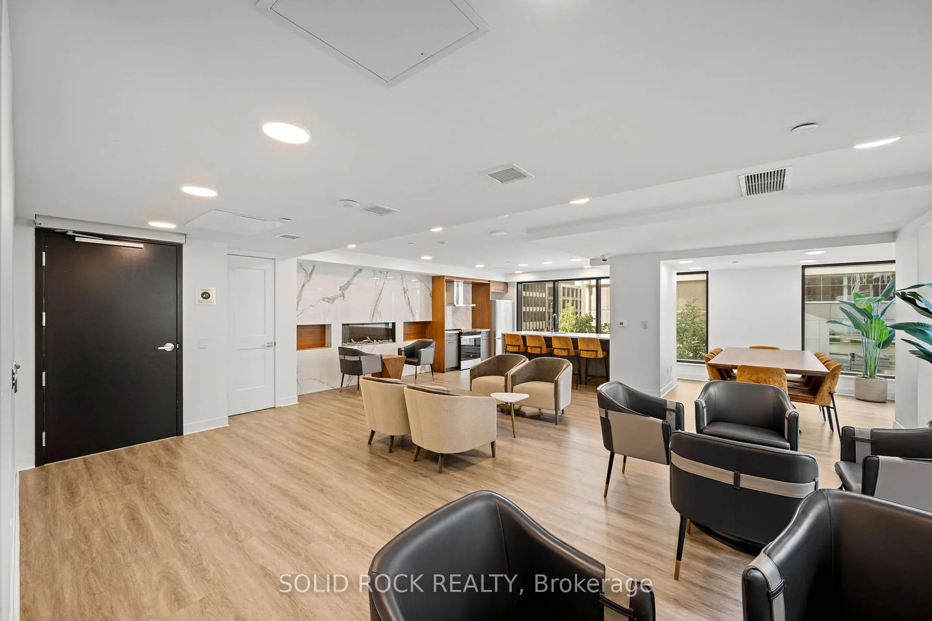 Photo 32 of Unit 1707, 340 Queen Street, Ottawa, Ottawa Centre — HOMEH