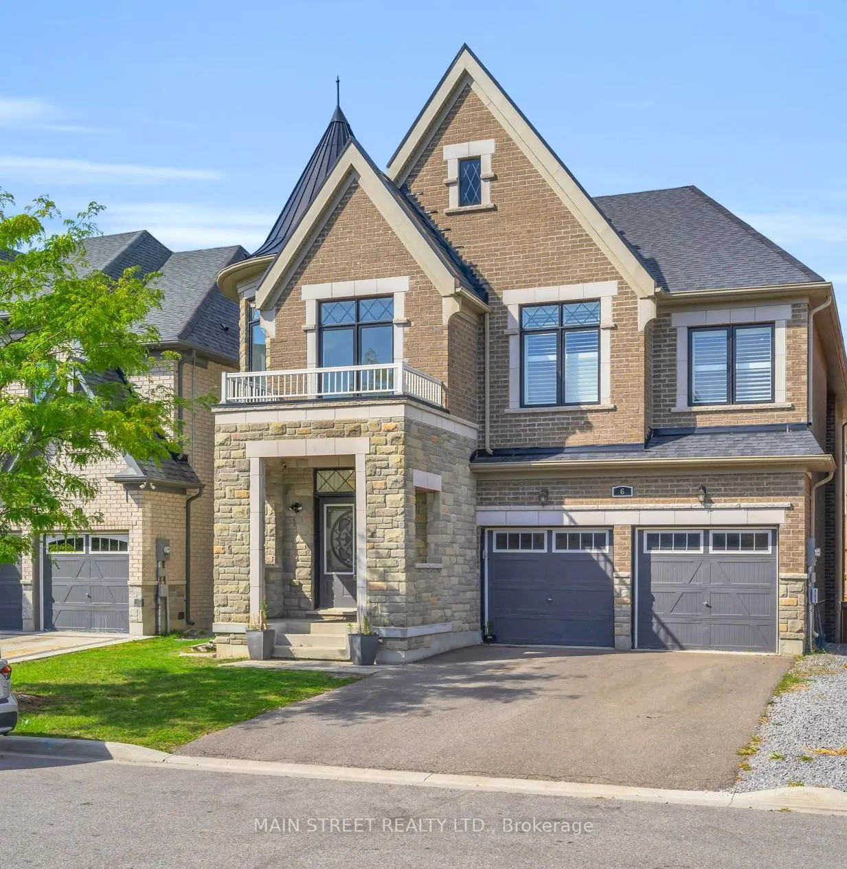 Front of 6 Leaden Hall Drive