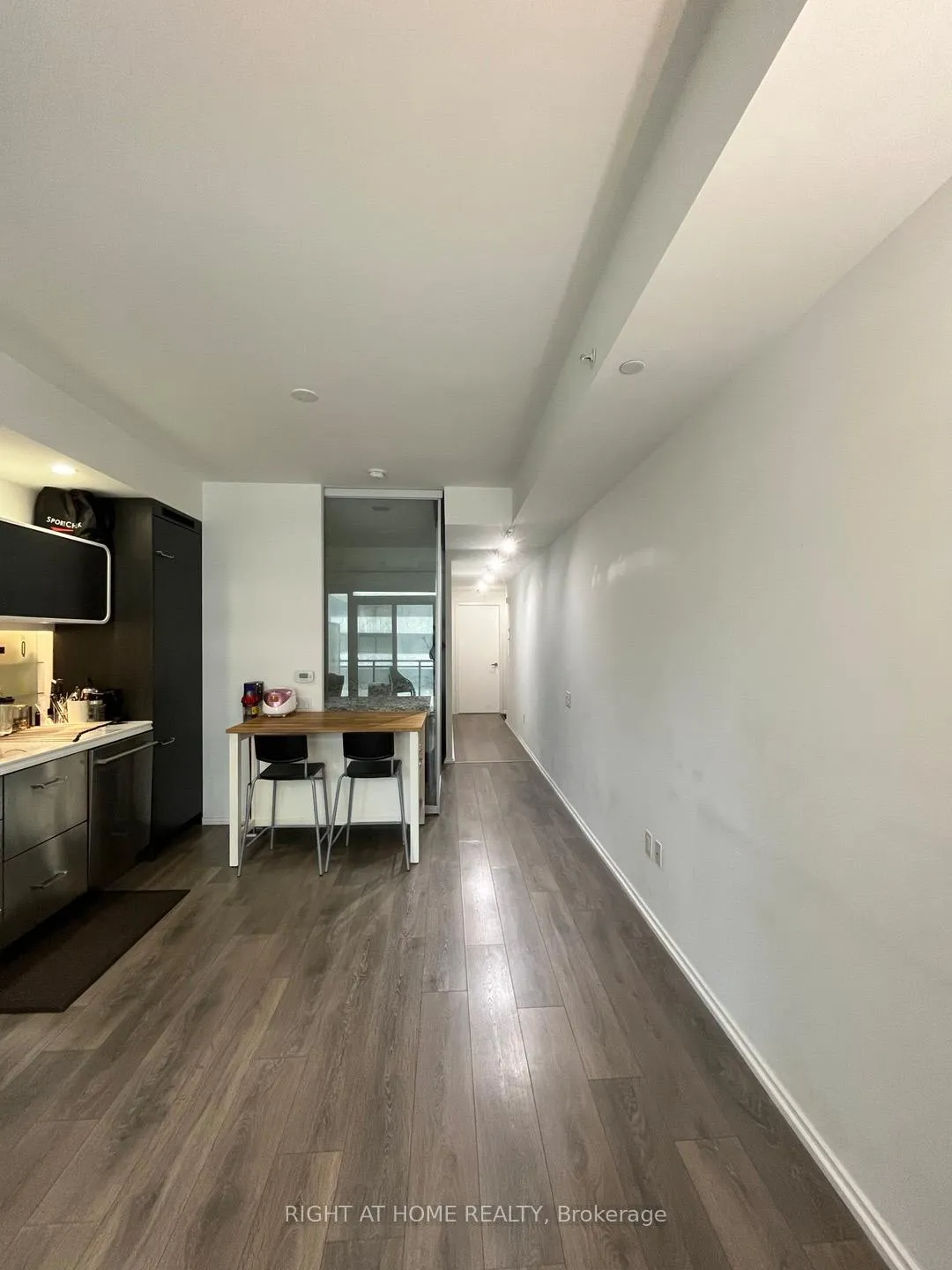Photo 4 of Unit 808, 45 charles Street E, Toronto, Church-Yonge Corridor — HOMEH
