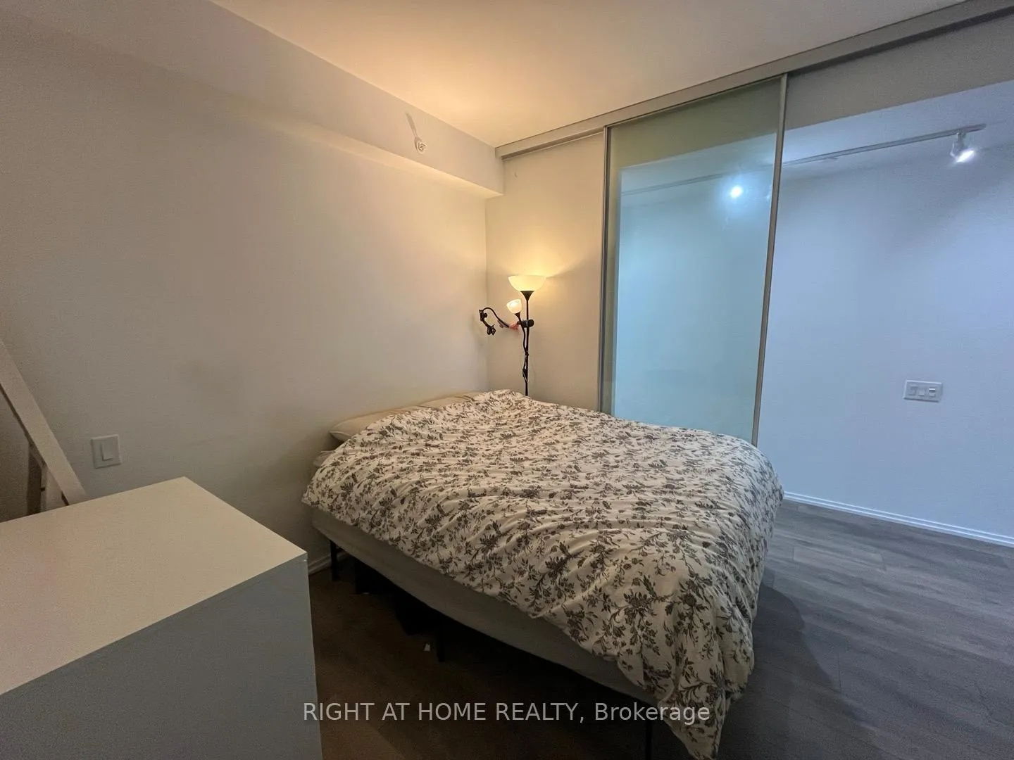 Photo 5 of Unit 808, 45 charles Street E, Toronto, Church-Yonge Corridor — HOMEH