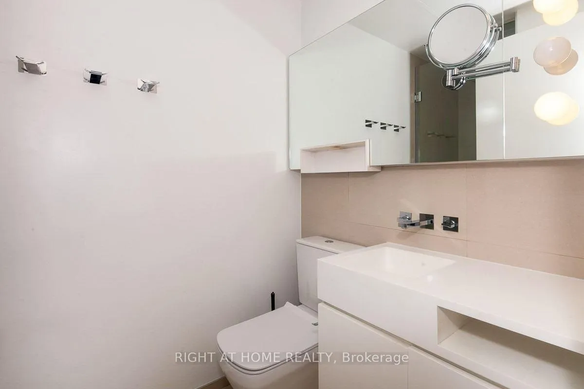 Photo 6 of Unit 808, 45 charles Street E, Toronto, Church-Yonge Corridor — HOMEH