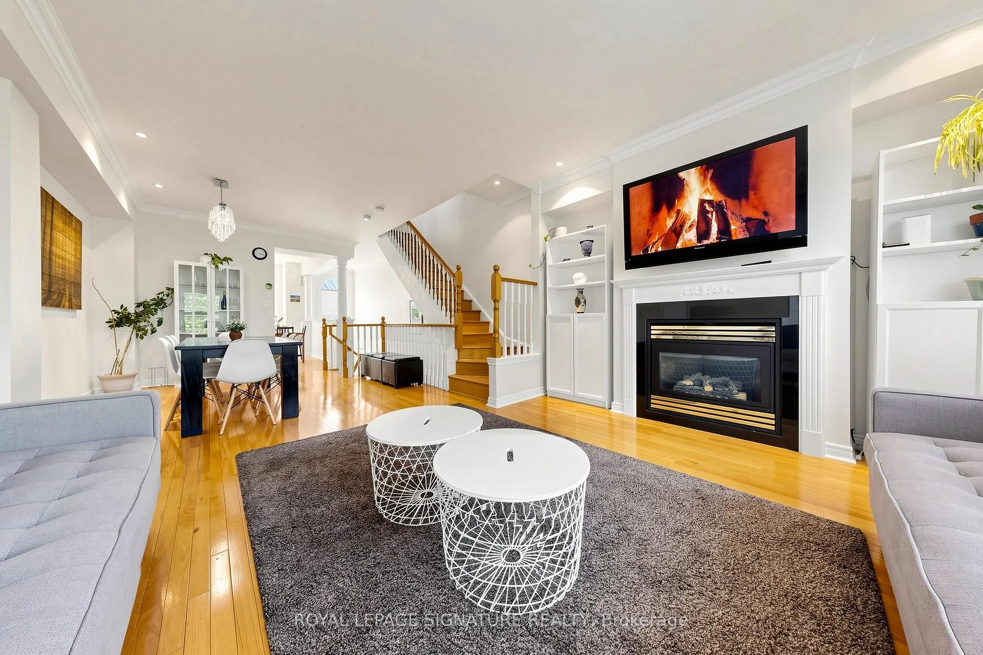 Photo 7 of 55 San Remo Terrace, Etobicoke, Mimico — HOMEH