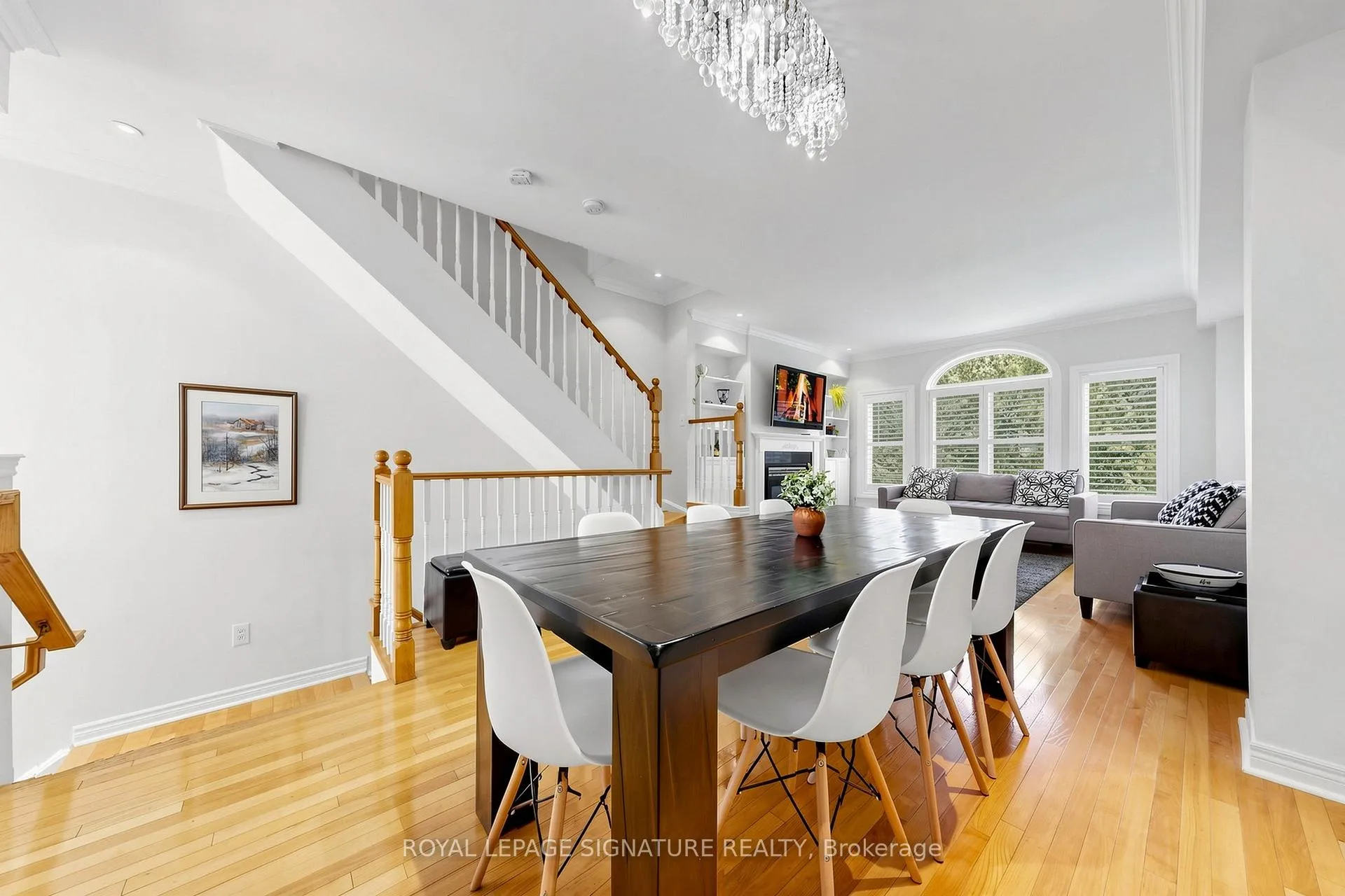 Photo 10 of 55 San Remo Terrace, Etobicoke, Mimico — HOMEH
