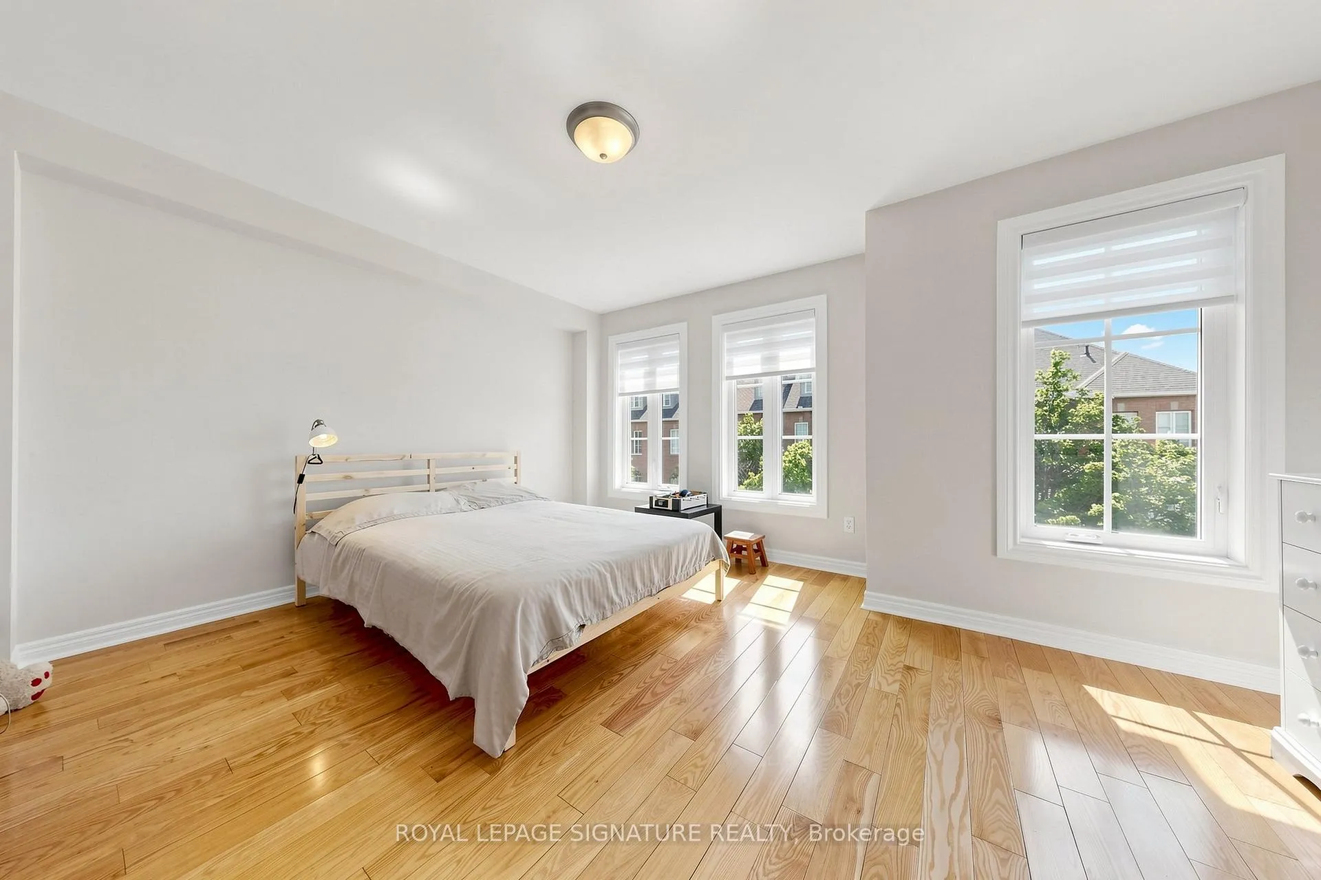 Photo 16 of 55 San Remo Terrace, Etobicoke, Mimico — HOMEH
