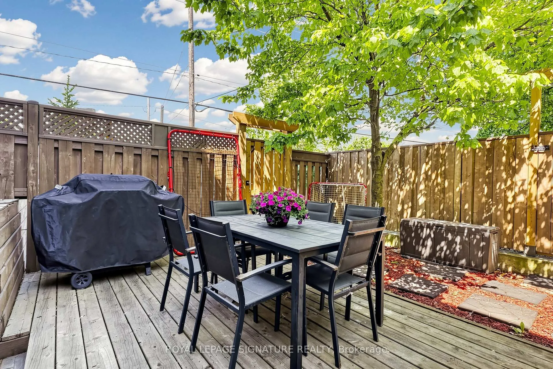 Photo 32 of 55 San Remo Terrace, Etobicoke, Mimico — HOMEH