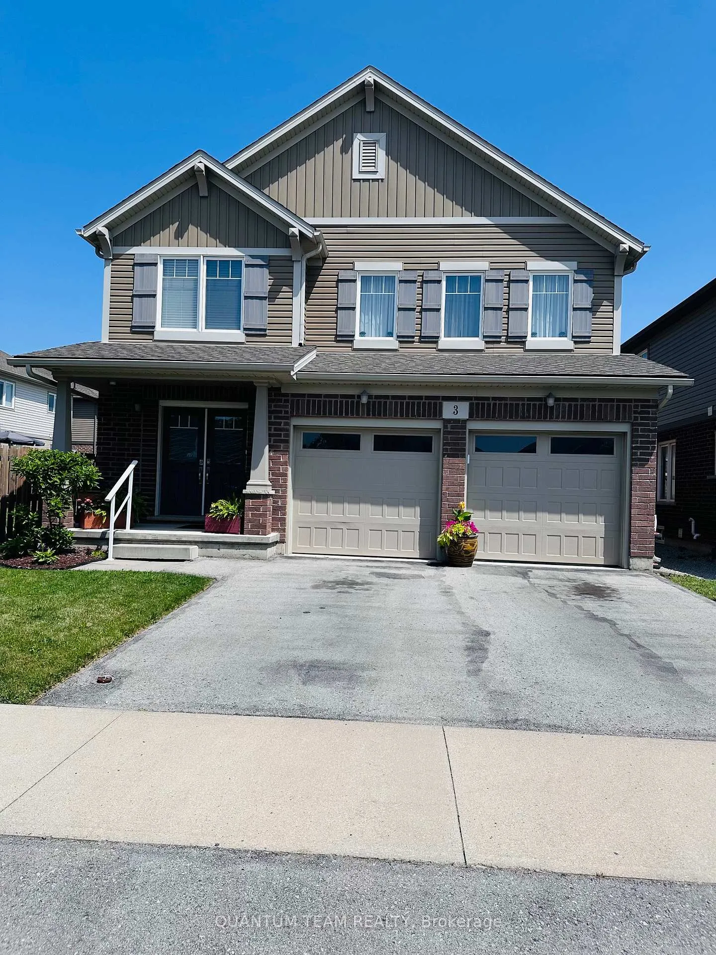 Photo 1 of 3 Marissa Street, Pelham, Fonthill — HOMEH