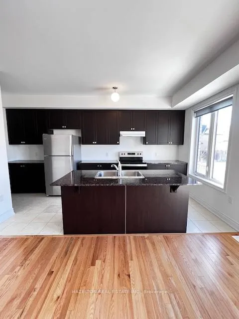Photo 4 of 36 Steamboat Way, Whitby, Port Whitby — HOMEH
