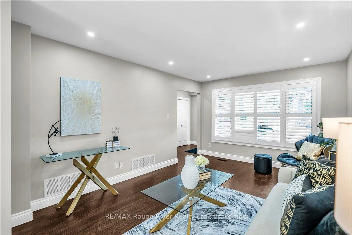 Photo 8 of 1441 Wecker Drive, Oshawa, Lakeview — HOMEH