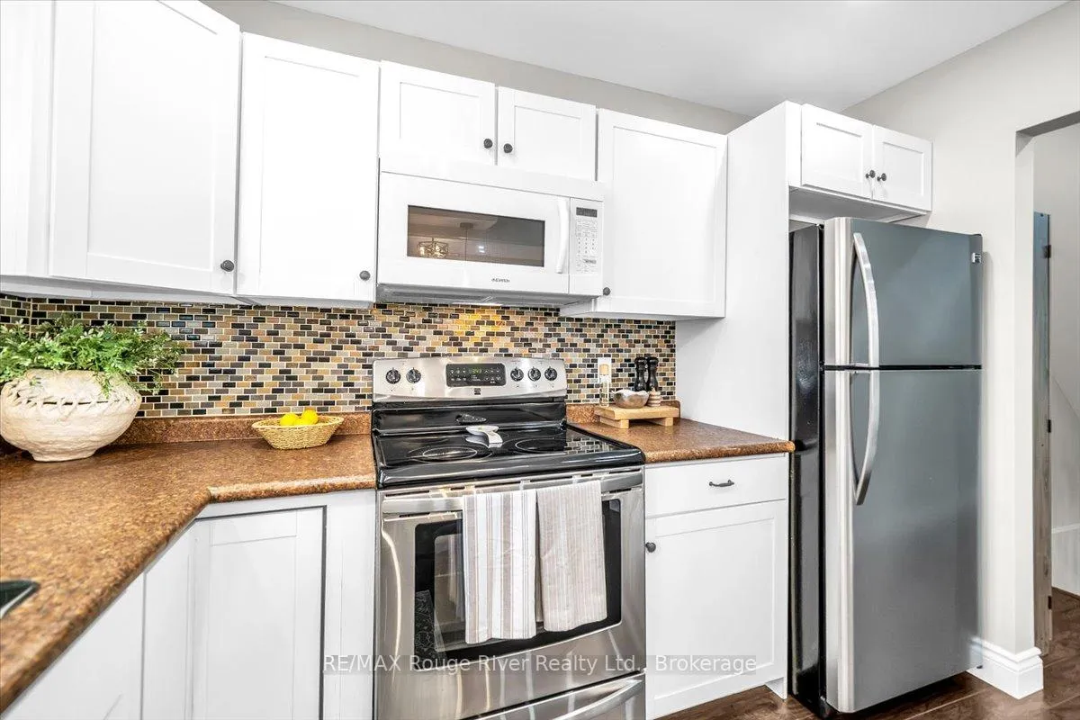 Photo 14 of 1441 Wecker Drive, Oshawa, Lakeview — HOMEH