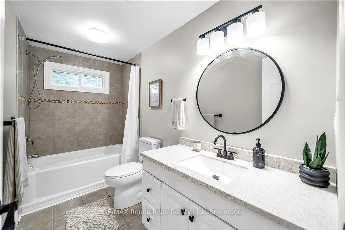 Photo 15 of 1441 Wecker Drive, Oshawa, Lakeview — HOMEH