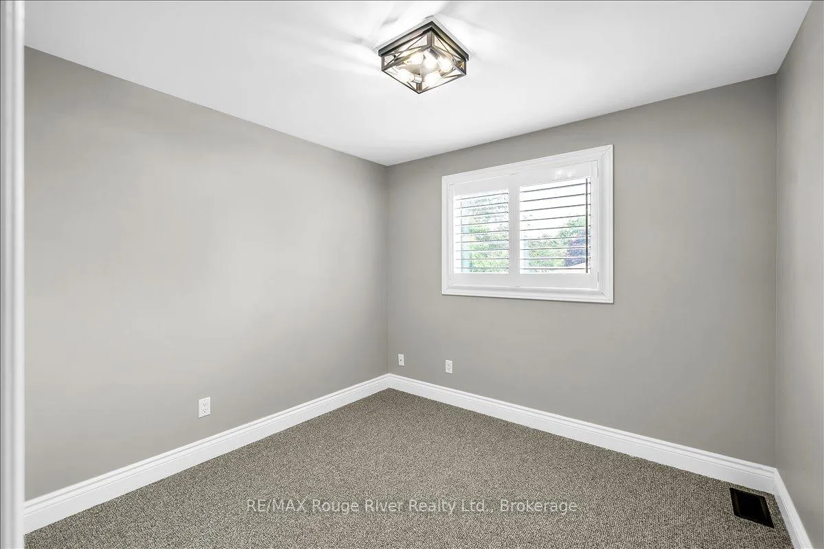Photo 21 of 1441 Wecker Drive, Oshawa, Lakeview — HOMEH