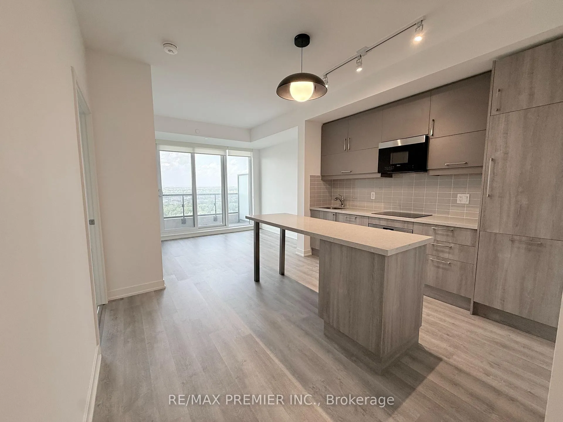 Photo 8 of Unit 1509, 292 Verdale Crossing, Markham, Unionville — HOMEH